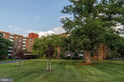 7 Slade Avenue #607, Baltimore, MD 21208 - Photo 5
