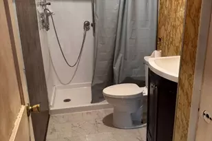 835 Martin Rd, Baltimore, MD 21221 - Photo 9