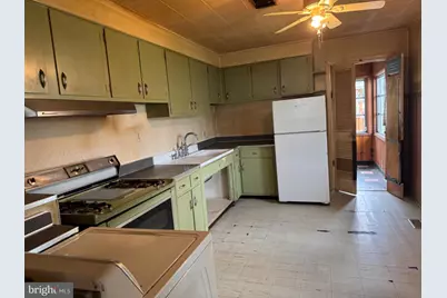 835 Martin Road, Baltimore, MD 21221 - Photo 5
