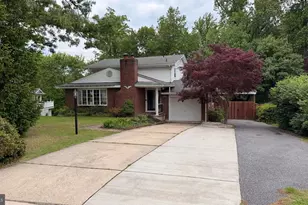 4804 Hilltop Ct, Nottingham, MD 21236 - Photo 1