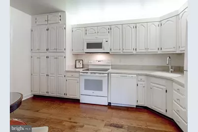 210 Brightwood Club Drive #210, Lutherville Timonium, MD 21093 - Photo 5