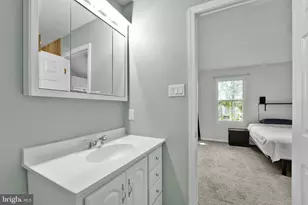 8008 Green Valley Ln, Owings Mills, MD 21117 - Photo 27