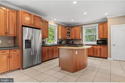 341 Central Avenue, Glyndon, MD 21071 - Photo 11