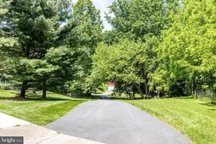 341 Central Ave, Glyndon, MD 21071 - Photo 3