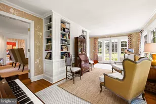1900 Ruxton Rd, Towson, MD 21204 - Photo 23