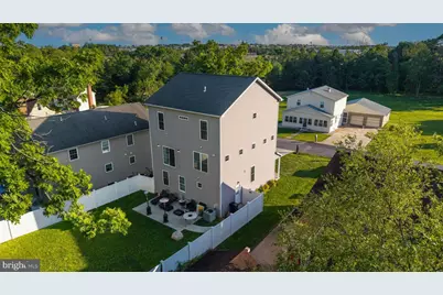 7853 Oakdale Avenue, Rosedale, MD 21237 - Photo 3