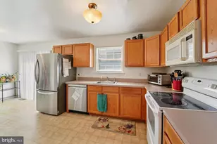 7206 Rutherford Green Cir, Baltimore, MD 21244 - Photo 27