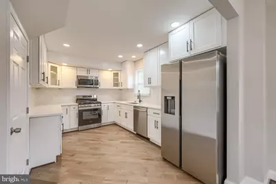 100 Clarendon Avenue, Pikesville, MD 21208 - Photo 9