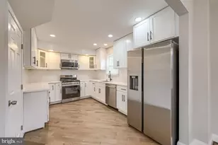 100 Clarendon Ave, Pikesville, MD 21208 - Photo 9