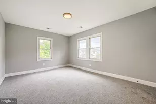 100 Clarendon Ave, Pikesville, MD 21208 - Photo 23