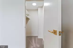 205 E Joppa Rd, Towson, MD 21286 - Photo 27