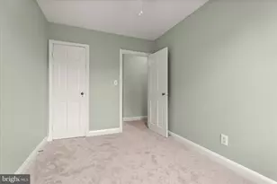 8 Enjay, Baltimore, MD 21228 - Photo 33