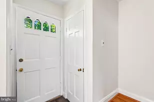 526 Stevenson Ln, Towson, MD 21286 - Photo 3