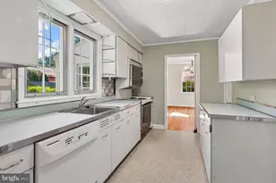 526 Stevenson Ln, Towson, MD 21286 - Photo 11