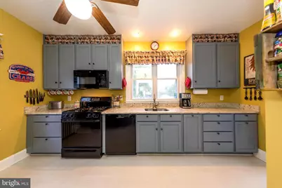 2910 Garnet Road, Parkville, MD 21234 - Photo 15