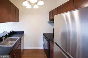 1260 Sugarwood Cir, Baltimore, MD 21221 - Photo 13