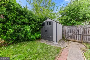 8338 Loch Raven Blvd, Towson, MD 21286 - Photo 33
