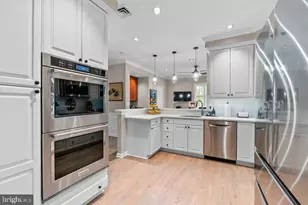 4 Hume Ct, Towson, MD 21204 - Photo 13