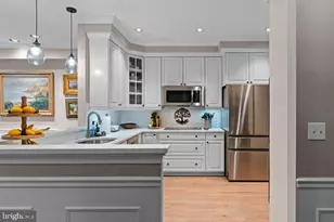 4 Hume Ct, Towson, MD 21204 - Photo 9