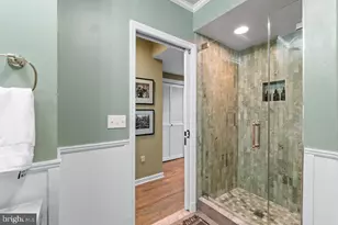 4 Hume Ct, Towson, MD 21204 - Photo 53