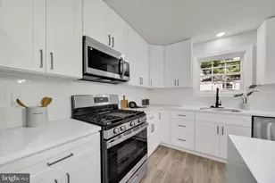 3808 Perryhurst Pl, Baltimore, MD 21236 - Photo 9