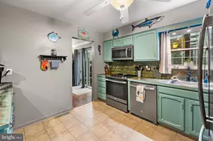2620 Tulip Ave, Halethorpe, MD 21227 - Photo 9