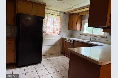2023 Tred Avon Road, Baltimore, MD 21221 - Photo 7