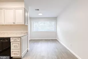 6905 Jones View Dr, Baltimore, MD 21209 - Photo 11