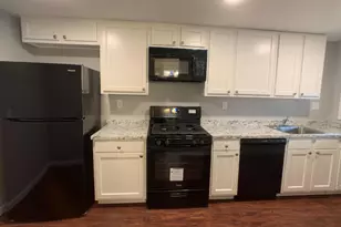 1008 Foxridge Ln, Baltimore, MD 21221 - Photo 5