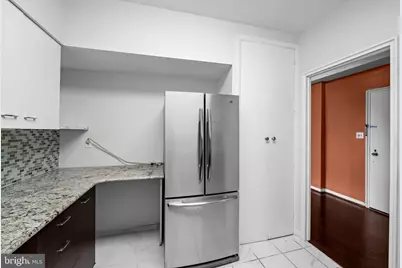 11 Slade Avenue #804, Baltimore, MD 21208 - Photo 19