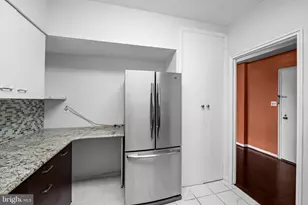 11 Slade Ave, Baltimore, MD 21208 - Photo 19