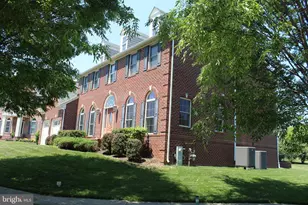 310 Lyon Ct, Baltimore, MD 21208 - Photo 3