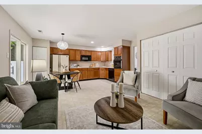 9526 Hallhurst Road, Baltimore, MD 21236 - Photo 25