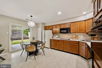 9526 Hallhurst Road, Baltimore, MD 21236 - Photo 19