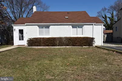 2902 Michigan Ave, Halethorpe, MD 21227 - Photo 1