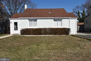 2902 Michigan Ave, Halethorpe, MD 21227 - Photo 1