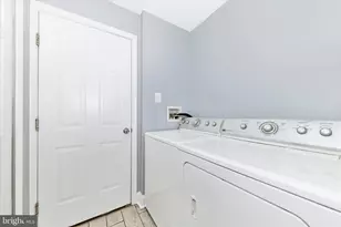 201 Arbor Vista Ln, Owings Mills, MD 21117 - Photo 33