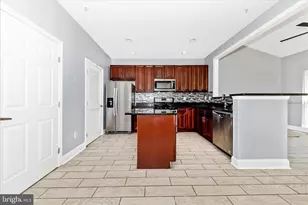 201 Arbor Vista Ln, Owings Mills, MD 21117 - Photo 9