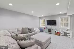 4 Hay Pasture Ct, Catonsville, MD 21228 - Photo 47