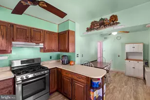 574 Edmondson Ave, Baltimore, MD 21228 - Photo 11