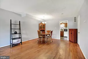 959 Elm Rd, Baltimore, MD 21227 - Photo 3