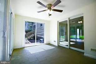 916 Beaverbank Cir, Baltimore, MD 21286 - Photo 29
