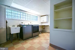 916 Beaverbank Cir, Baltimore, MD 21286 - Photo 27