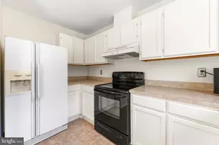 26 Clearlake Ct, Baltimore, MD 21234 - Photo 13