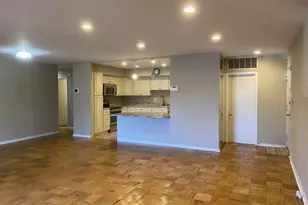 33 Stonehenge Cir, Pikesville, MD 21208 - Photo 9