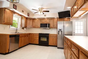 4205 Winterode, Baltimore, MD 21236 - Photo 3