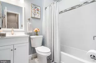 98 Courtland Woods Cir, Pikesville, MD 21208 - Photo 23