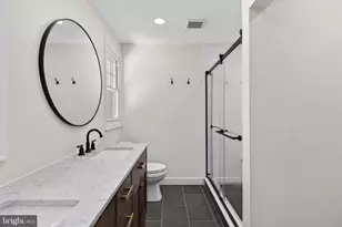 401 Allview Ct, Catonsville, MD 21228 - Photo 37