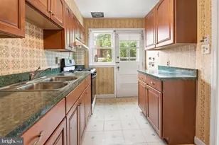 1252 Halstead Rd, Baltimore, MD 21234 - Photo 9