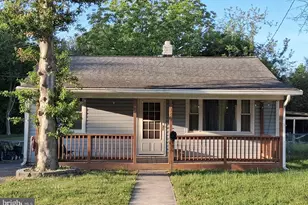 107 5th Ave, Halethorpe, MD 21227 - Photo 1